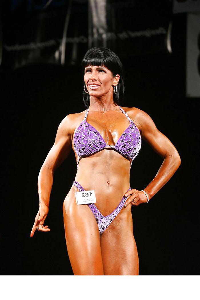 14P The Goddess-Bodybuilding