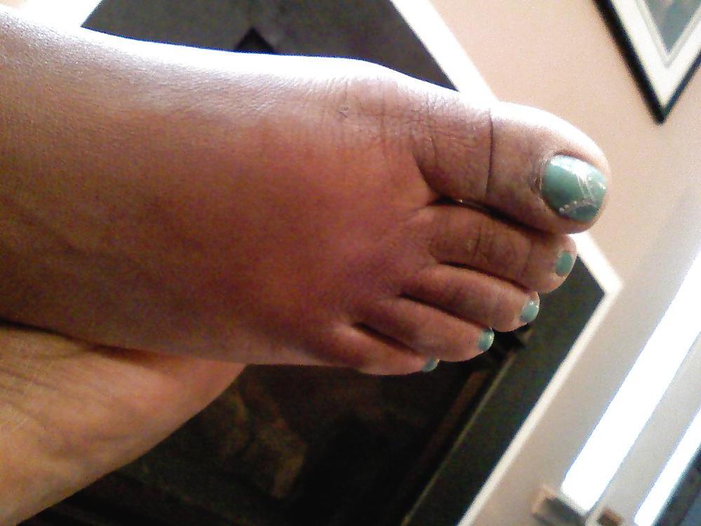 23P My wife cute feet & toes