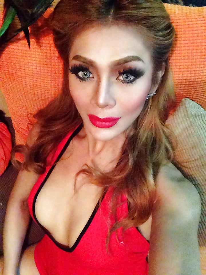 25P Cicie Sinclair from Malaysia- Miss International Queen 2014