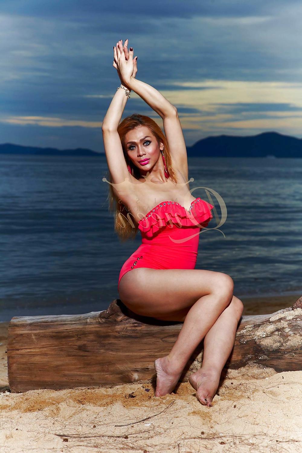 25P Cicie Sinclair from Malaysia- Miss International Queen 2014