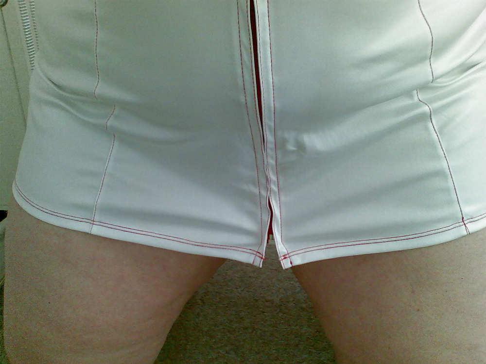 6P Horny Bitch 2