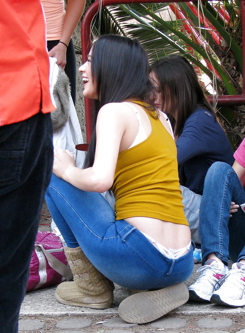 22P Candid Tongue