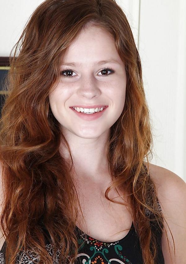 25P Cute Teen Alice Rae