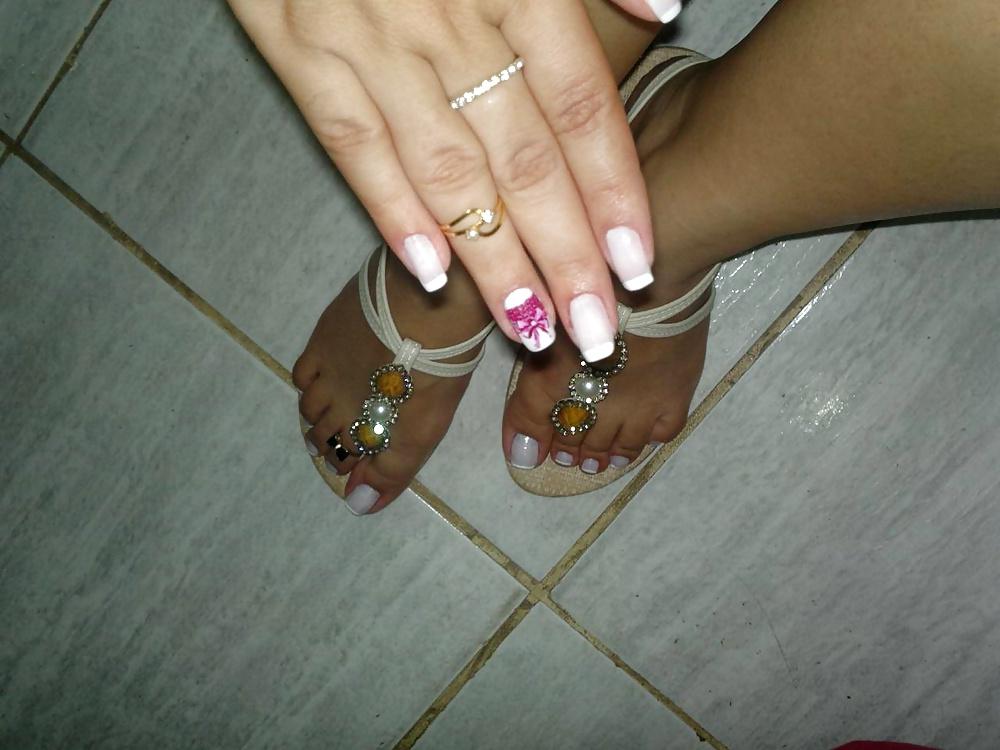 25P A goddess sexy feet