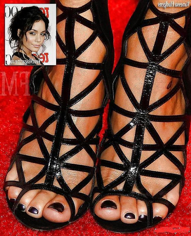 25P Feet and ...