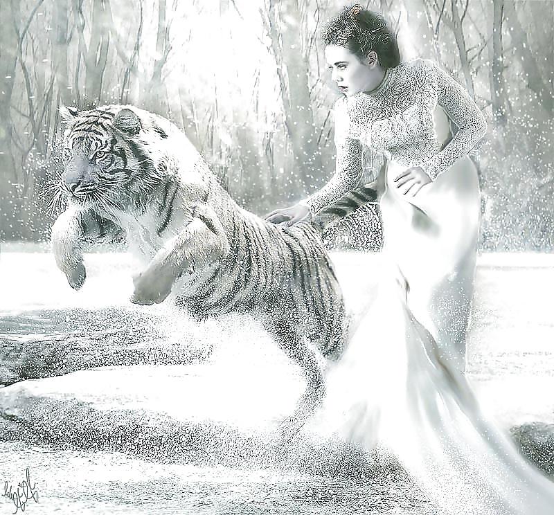 25P Fantasy art we like