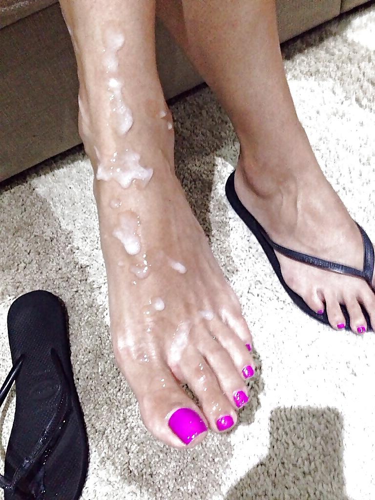 25P I LOVE Sexy Female Feet ! 
