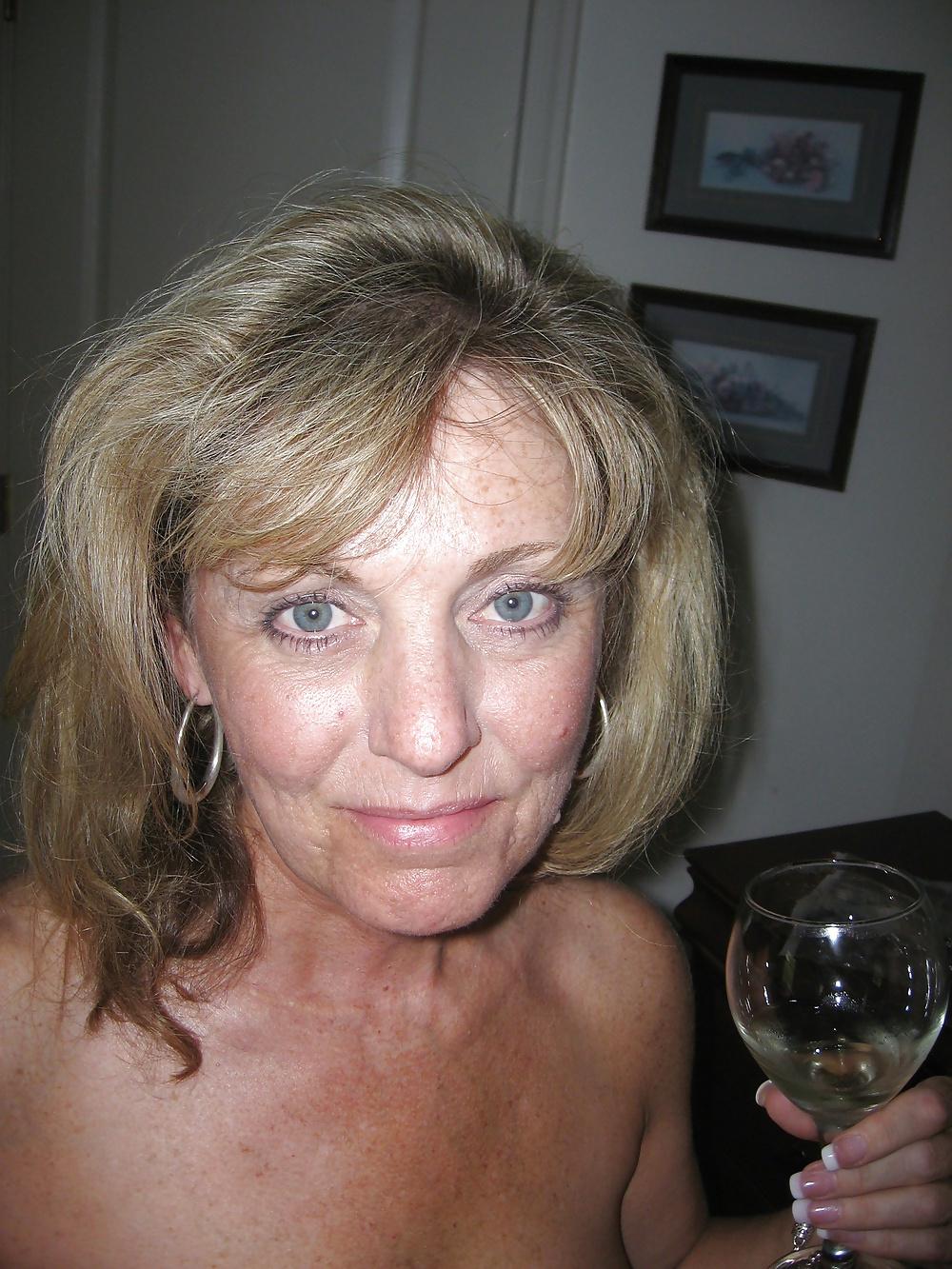 25P BBC Milf