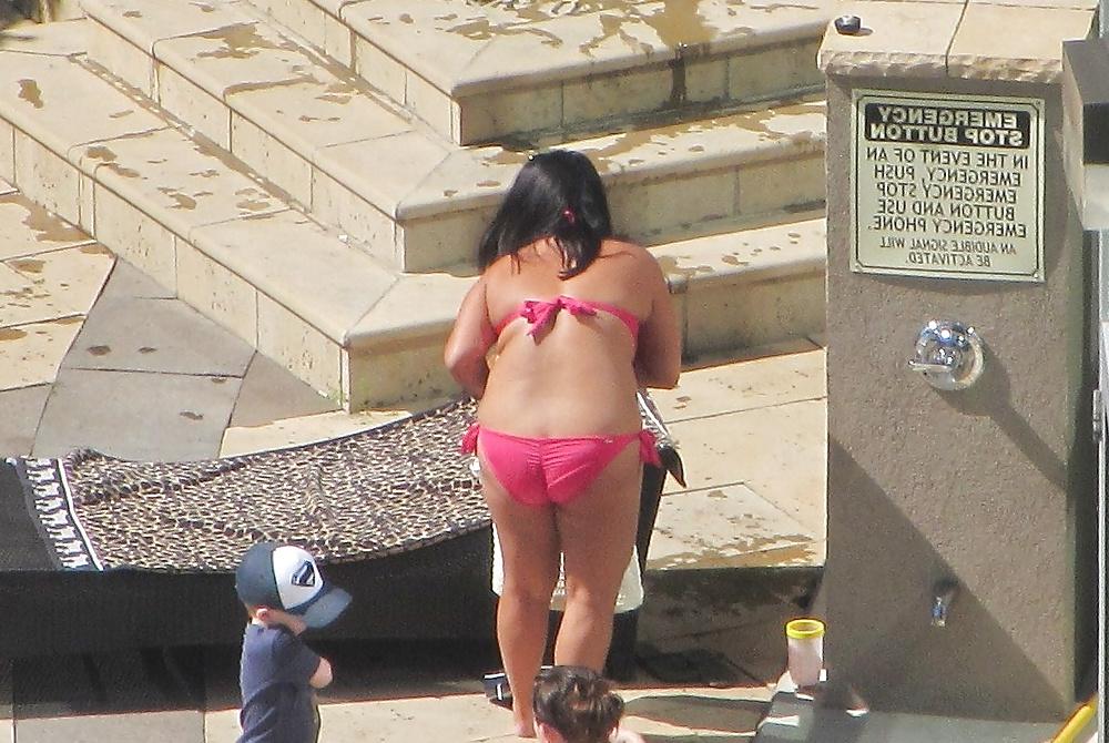 18P Cute Curvy Pool, Toronto, Ontario Canada