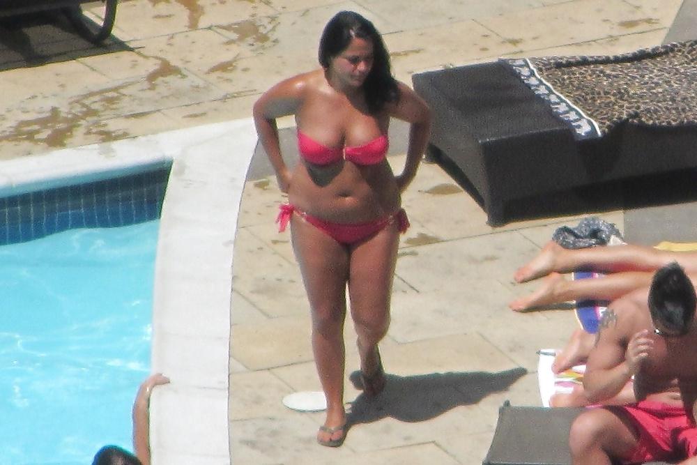 18P Cute Curvy Pool, Toronto, Ontario Canada