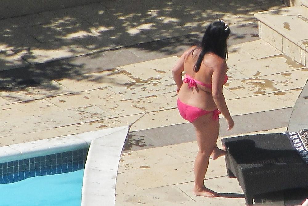 18P Cute Curvy Pool, Toronto, Ontario Canada