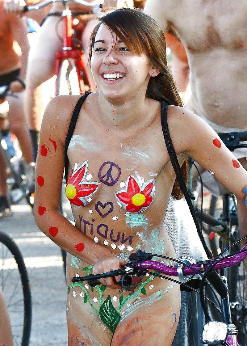 15P Artful Art Of Body Art- Painting #32