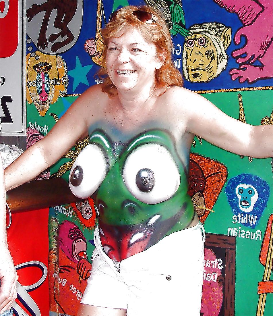20P Artful Art Of Body Art- Painting #35