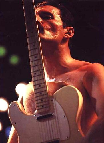 10P QUEEN AND FREDDIE