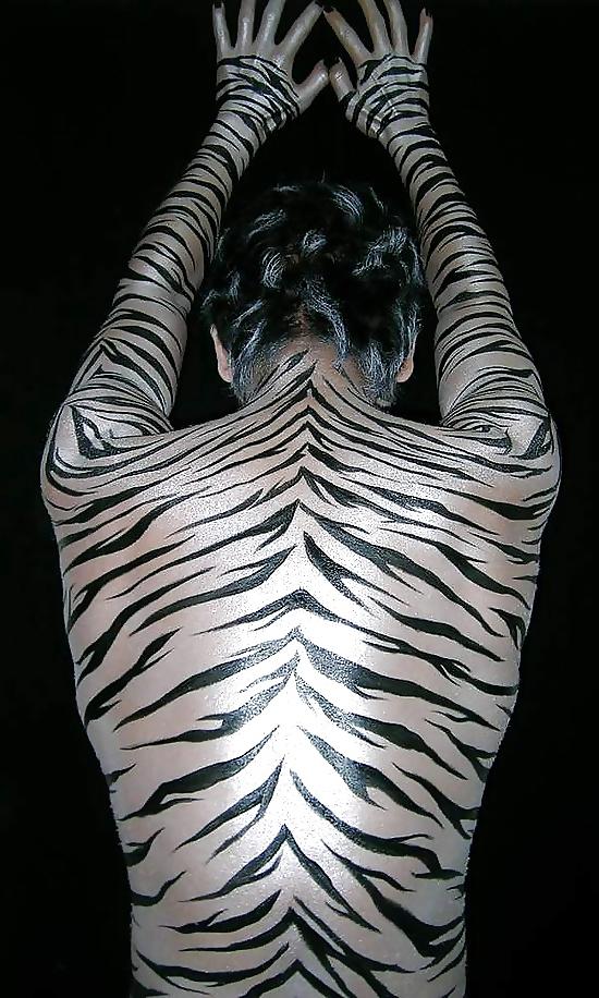 15P Artful Art Of Body Art- Painting #17
