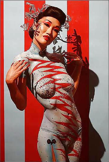 16P Artful Art Of Body Art- Painting #30