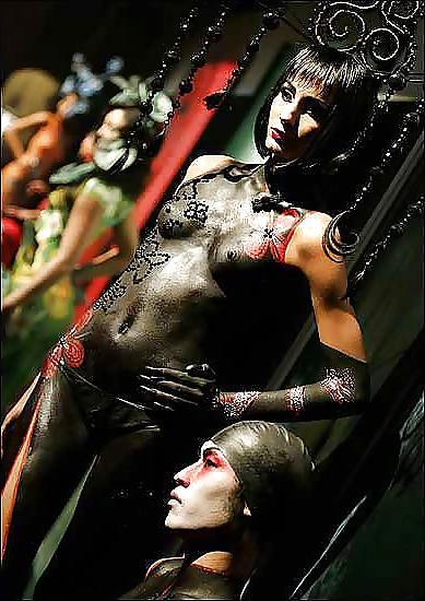 16P Artful Art Of Body Art- Painting #30