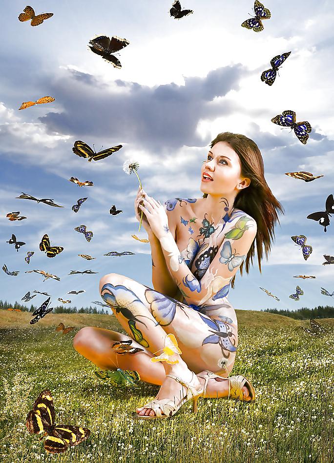 16P Artful Art Of Body Art- Painting #30