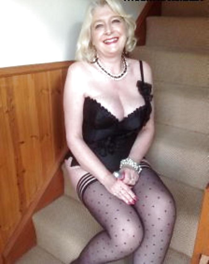25P British Uk Hookers Prostitutes Escorts and Models 02