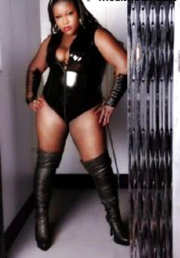 25P British Uk Hookers Prostitutes Escorts and Models 02