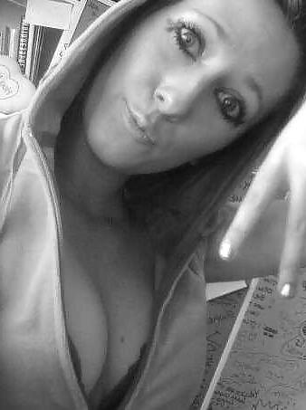 25P 23 dirty slut loves attention from Southend-on-Sea British 