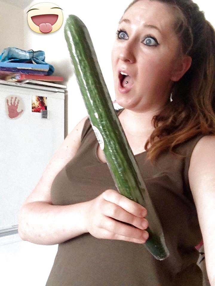 25P 23 dirty slut loves attention from Southend-on-Sea British 