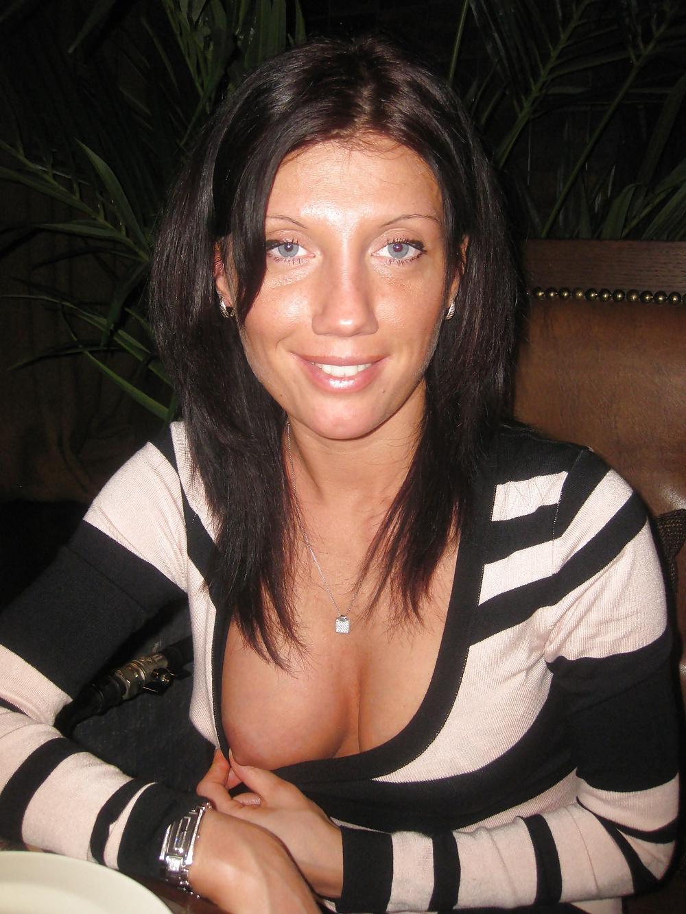 25P Mature, well-groomed bitch