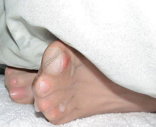 15P Cum Cum Japanese Feet
