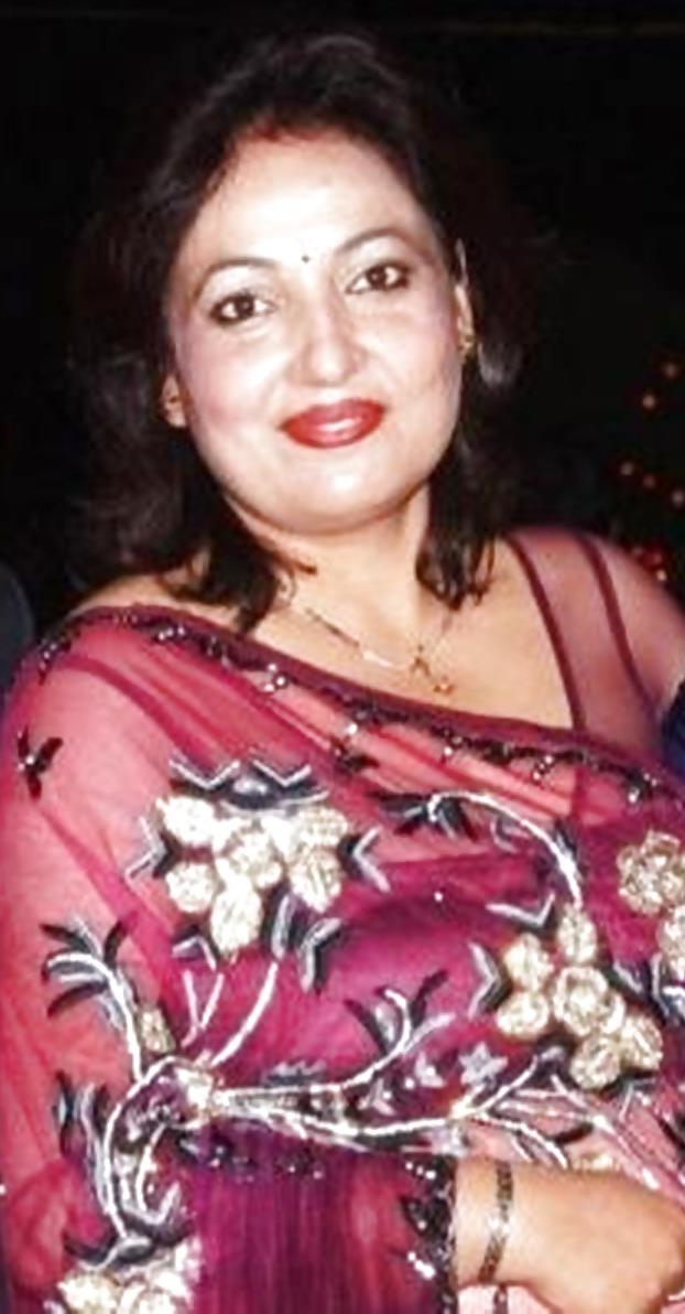 19P ANJU (my dream nepali mom to fuck!!)