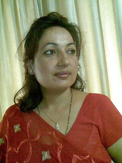 19P ANJU (my dream nepali mom to fuck!!)