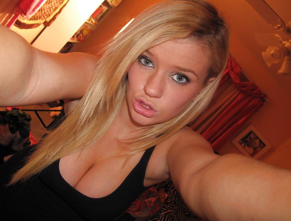 15P TITTY FUCK 