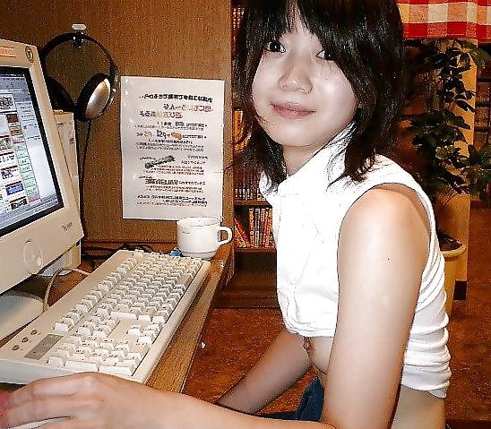 25P Cute Japanese Teens