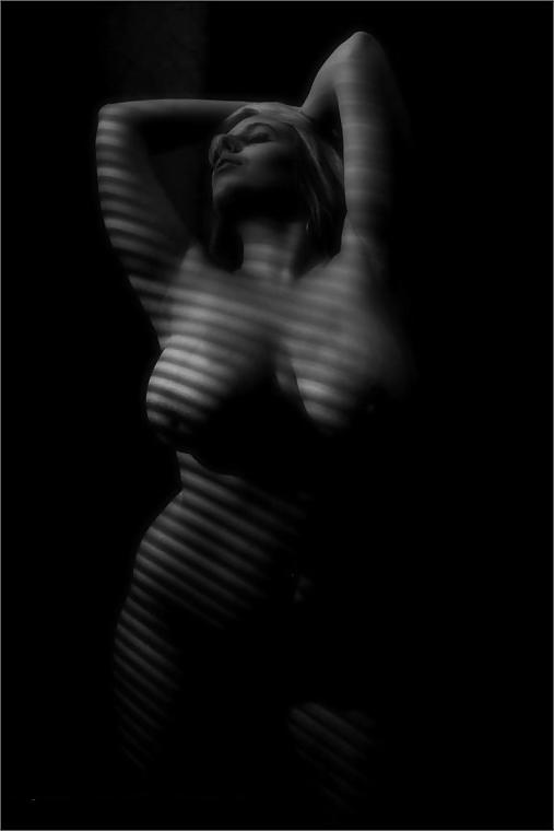 17P Beauty of the Female Form