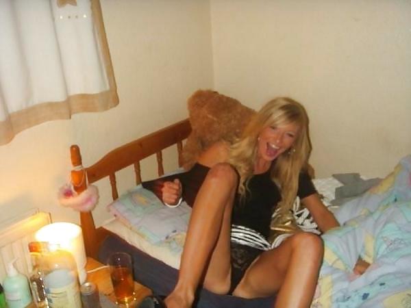 25P Spread 'em bitch! 20