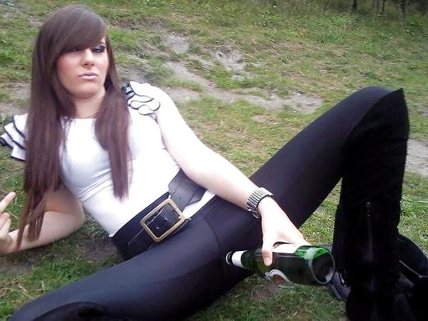 25P Spread 'em bitch! 20