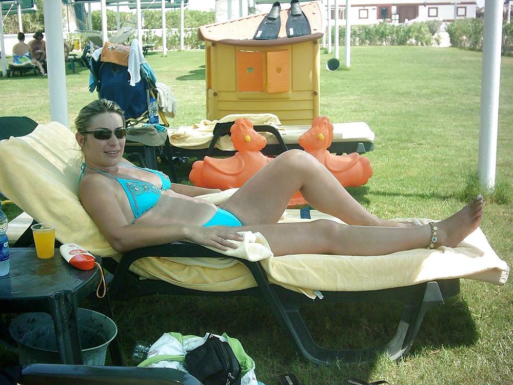 25P Turkish Ozel Seri Candid Feet 2