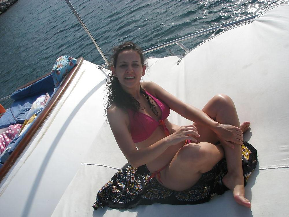 25P Turkish Ozel Seri Candid Feet 2