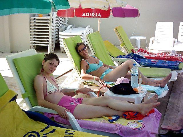 25P Turkish Ozel Seri Candid Feet 2