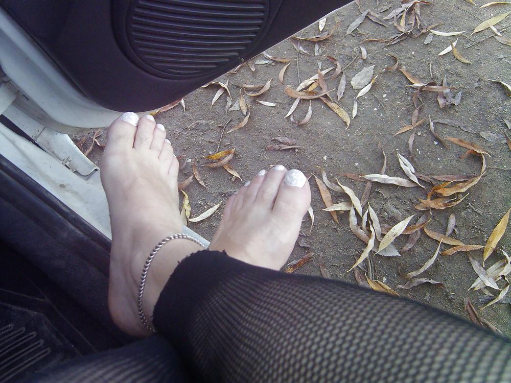 17P Feet and legs....
