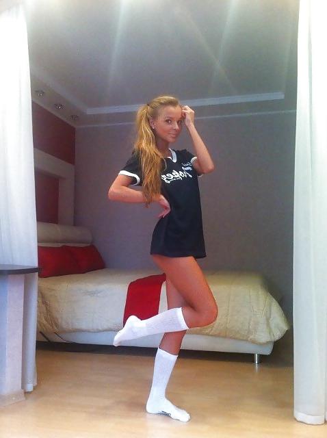 25P Female students, priests, legs and heels