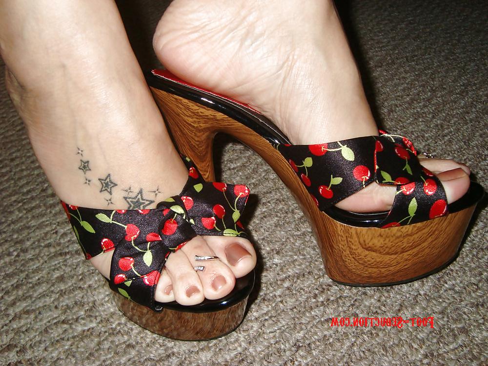 24P Feet Sandals 