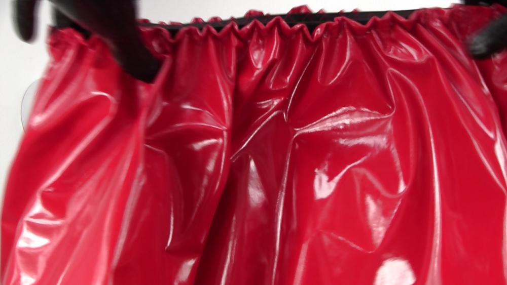 6P New slutty PVC skater skirt.