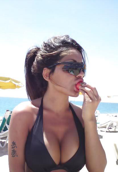 25P Real girls from the net 3