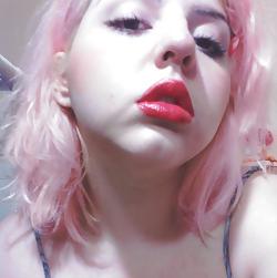25P Cute chubby girl