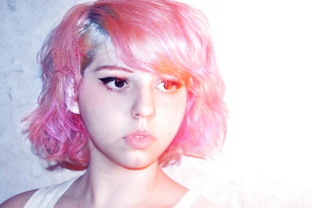 25P Cute chubby girl