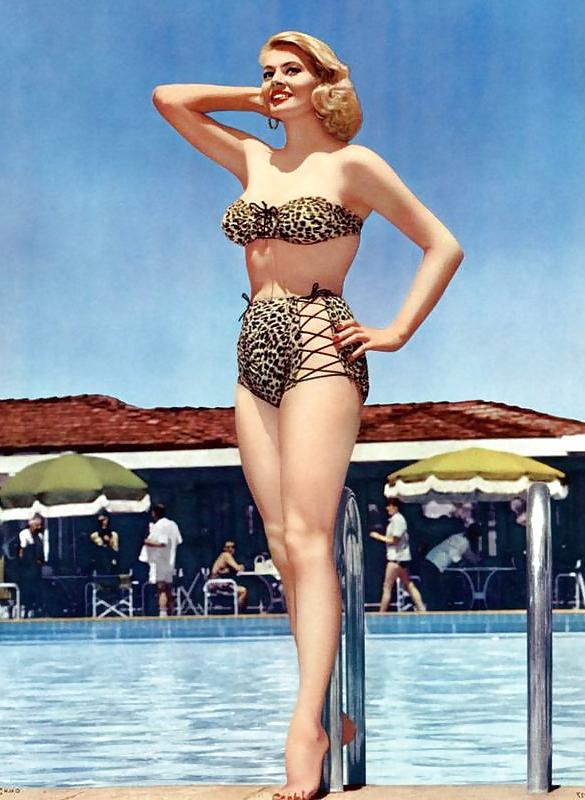 25P ANITA EKBERG feet (estefania)