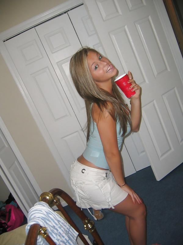25P Blonde goddess aka hotlipsqt151