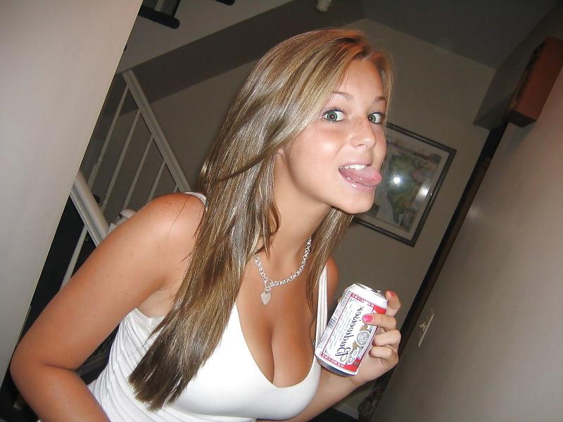 25P Blonde goddess aka hotlipsqt151