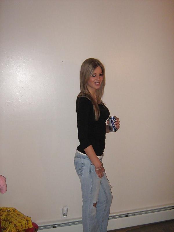 25P Blonde goddess aka hotlipsqt151