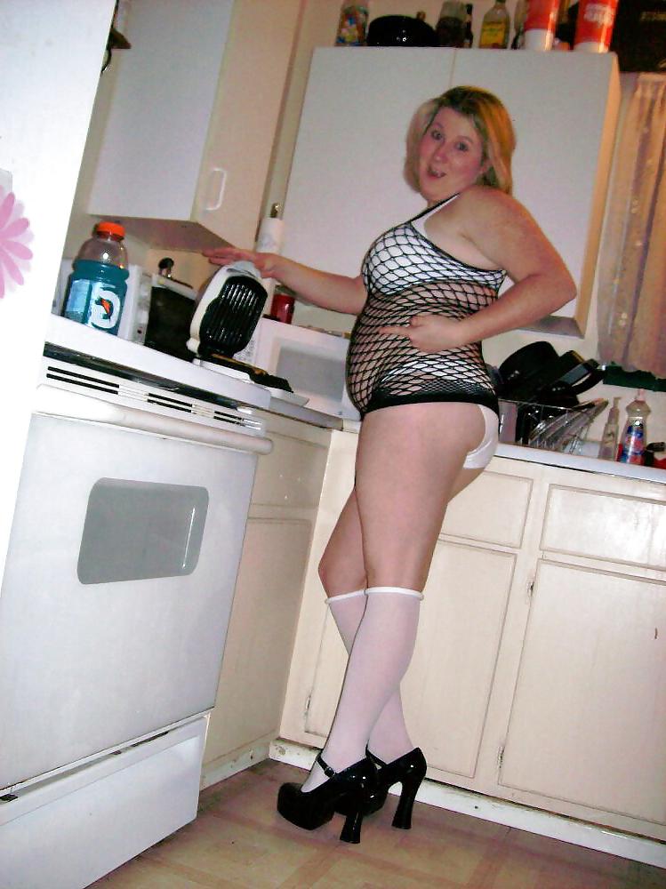 25P Bex Chubby Wank Slut 8